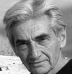 Zinn bw Howard Zinn